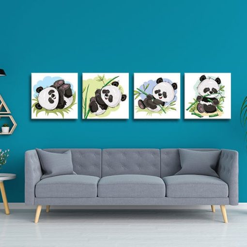 Bộ 4 tranh trang trí về gấu trúc W432 (Bộ 4 tranh vuông)
