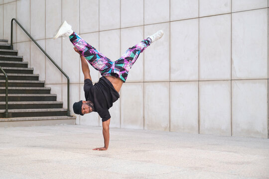 Bùng Nổ Cùng 100+ Vũ điệu Breakdance Cực Chất