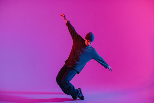 Bùng Nổ Cùng 100+ Vũ điệu Breakdance Cực Chất