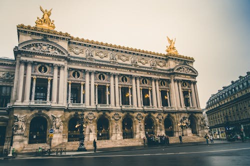 Nhà hát Opera Palais Garnier - Paris, Pháp